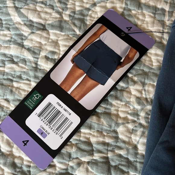 NWT Banana Republic Ladies' Chino Short item# 1687118 - Picture 5 of 12